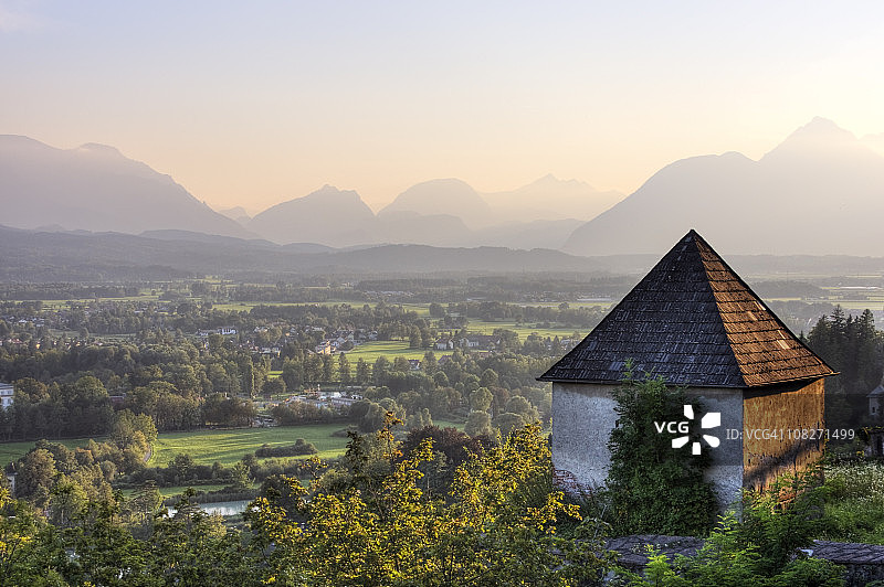 阿尔卑斯山的日落图片素材