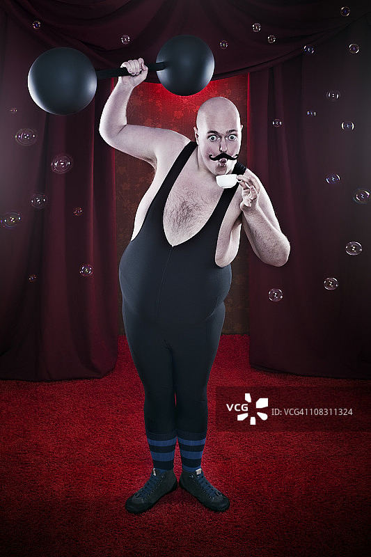 敏感的壮汉图片素材