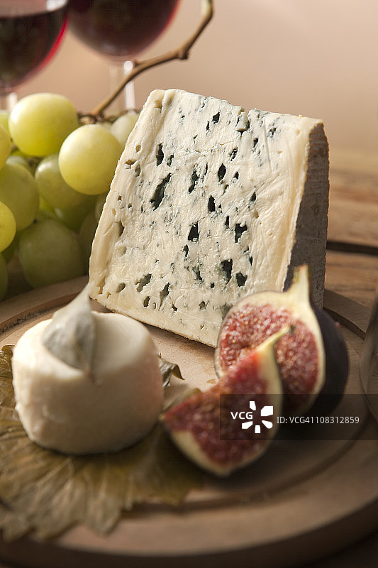 奶酪静物：蓝纹奶酪图片素材