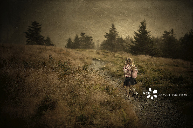 罗恩山州立公园的小女孩图片素材