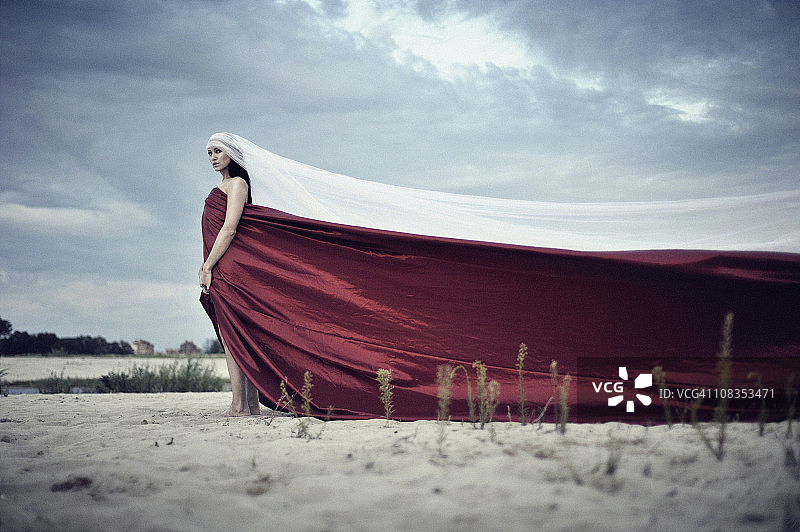 红色河流图片素材