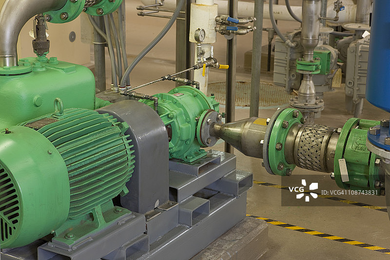 水处理厂水和废水处理的抽水设备图片素材
