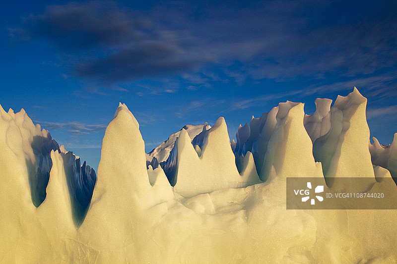 格陵兰岛迪斯科湾的冰山图片素材