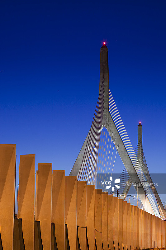 马萨诸塞州波士顿邦克山大桥图片素材