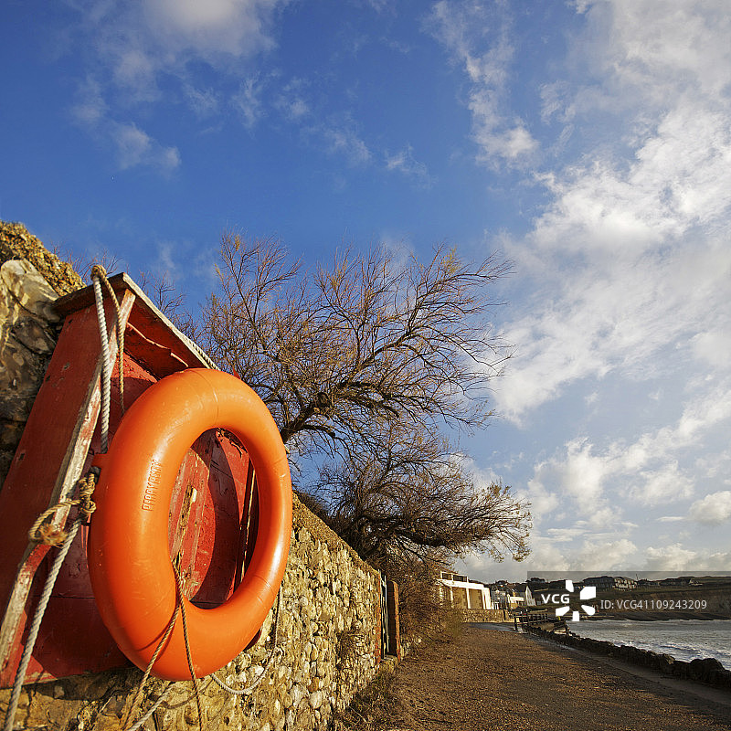 帮助，救生圈全景图图片素材
