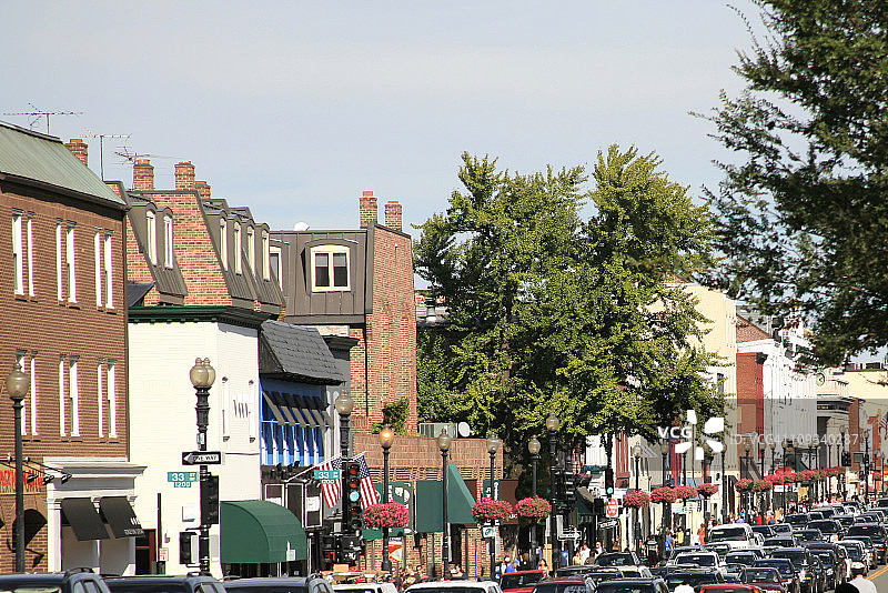 华盛顿特区乔治敦M街上的交通图片素材