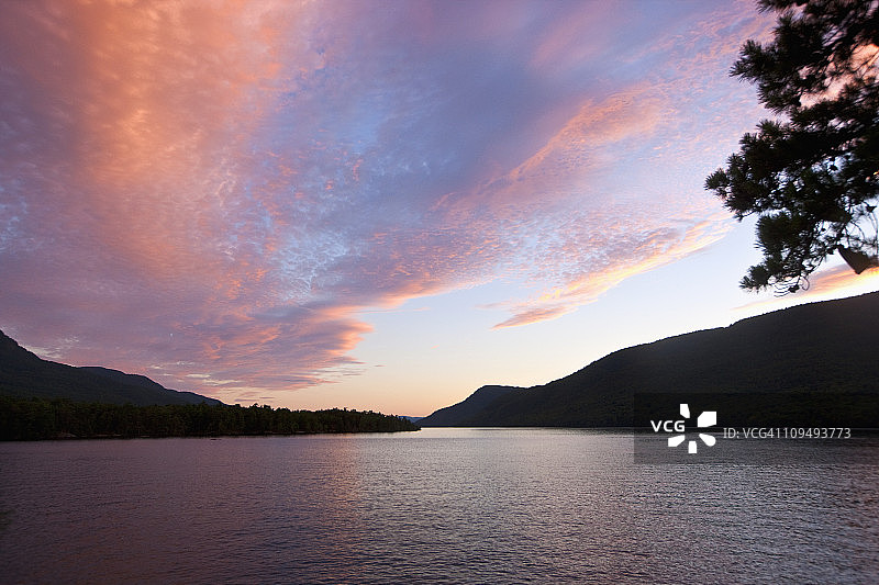 乔治湖维克斯岛日落美景图片素材