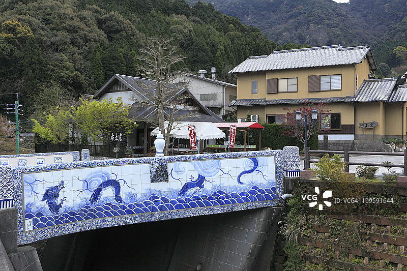 锅岛港大桥，日本佐贺县伊万里市图片素材