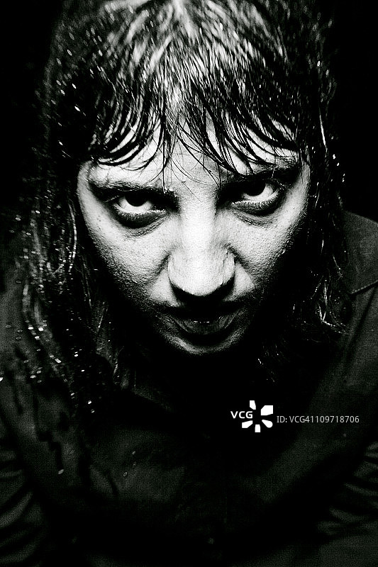 伤心的女孩图片素材