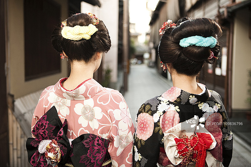 穿和服的日本女性图片素材