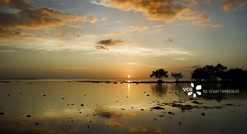 莱特岛的日落图片素材