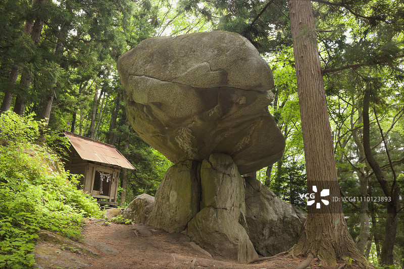 都都岐石巨石图片素材