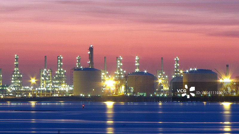 工业厂房日落图片素材