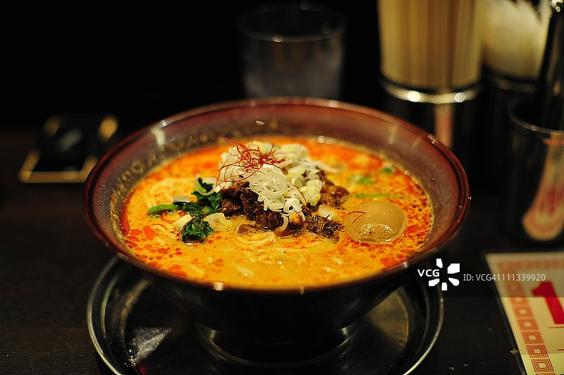 香辣担担面图片素材