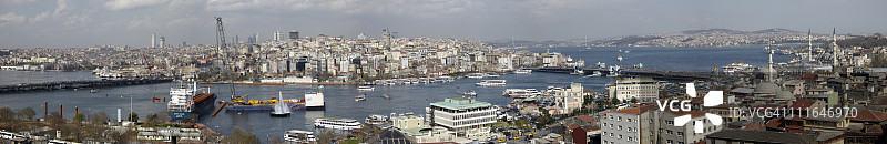 从埃米诺努眺望金角湾至贝伊奥卢图片素材