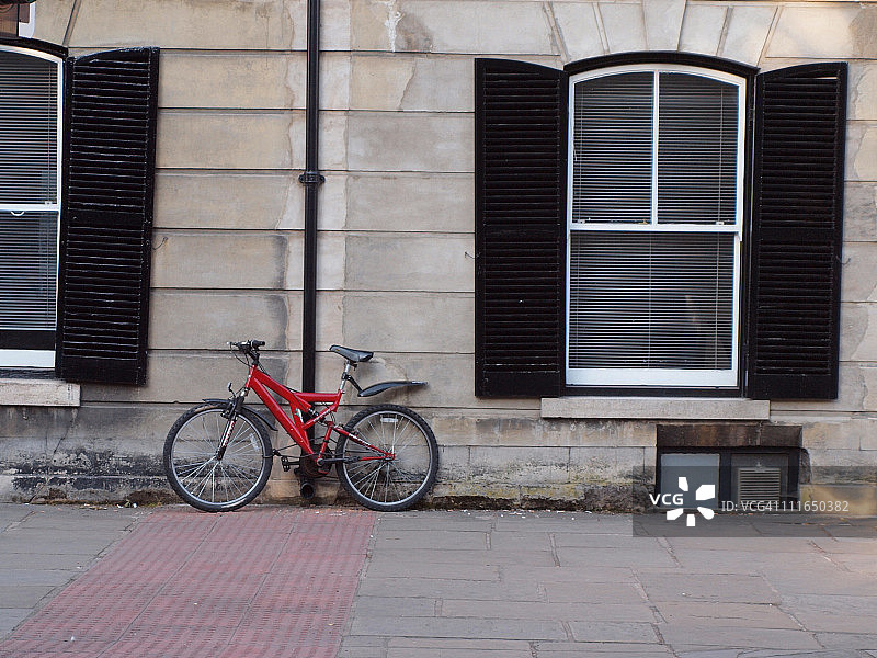 红色自行车图片素材