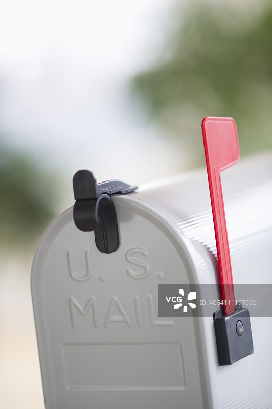 已升旗的邮箱图片素材