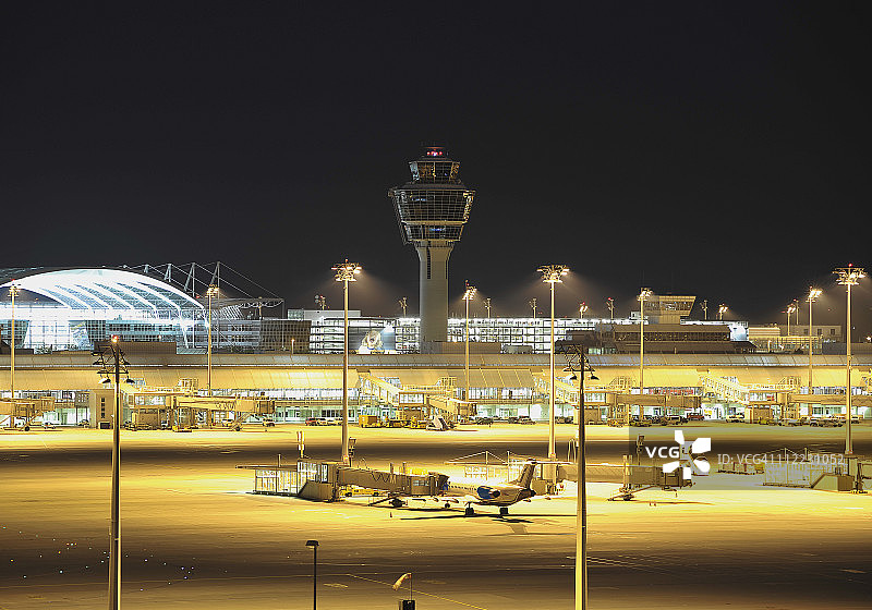 德国慕尼黑机场夜景图片素材