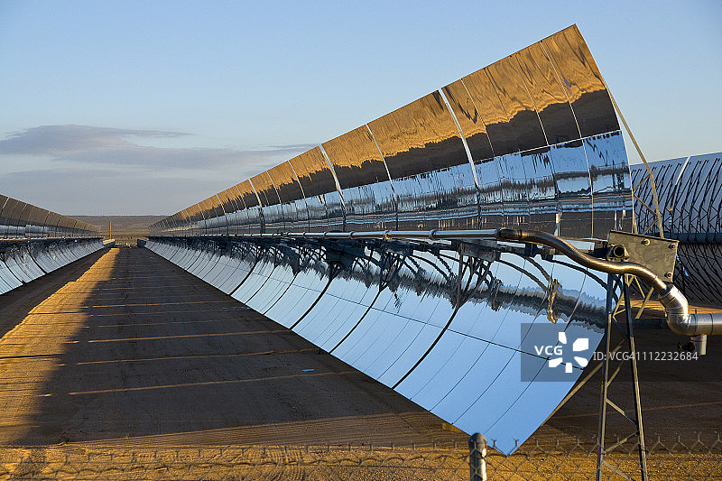 太阳能发电厂图片素材