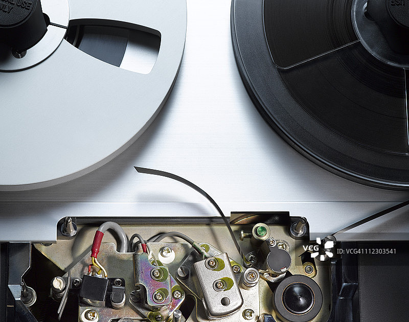 卷盘上用完的磁带图片素材