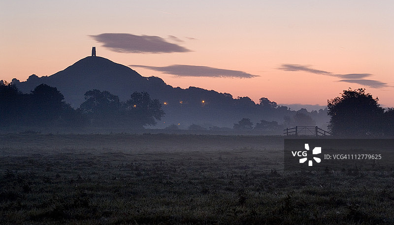格拉斯顿伯里山图片素材
