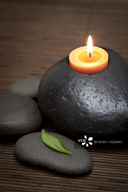 禅意水疗蜡烛图片素材