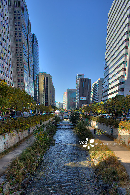 冬季首尔市中心清溪川图片素材