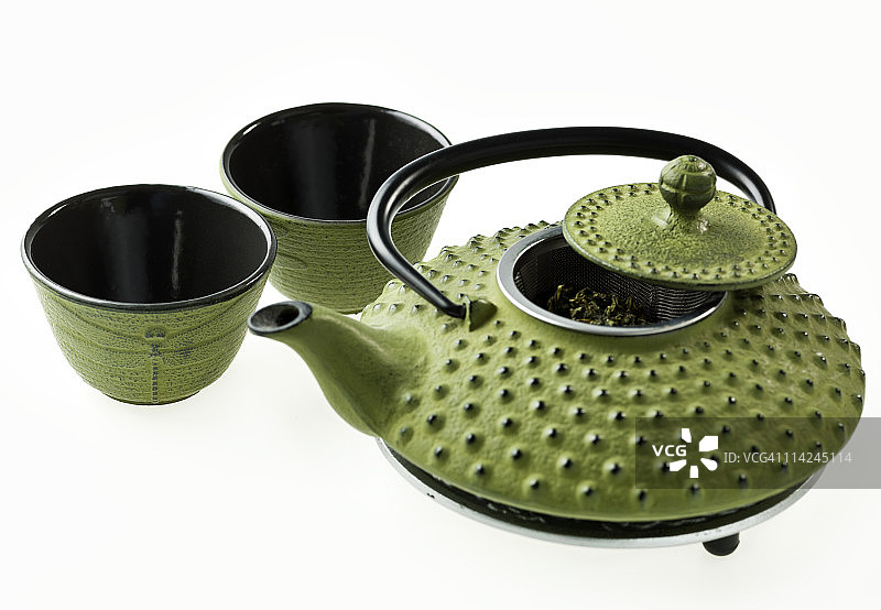 传统茶道茶壶和茶杯套装图片素材