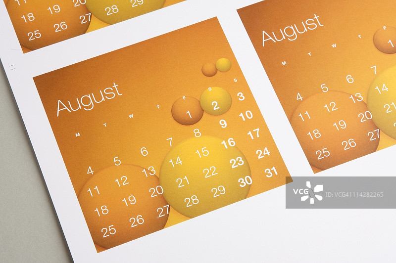 八月……图片素材