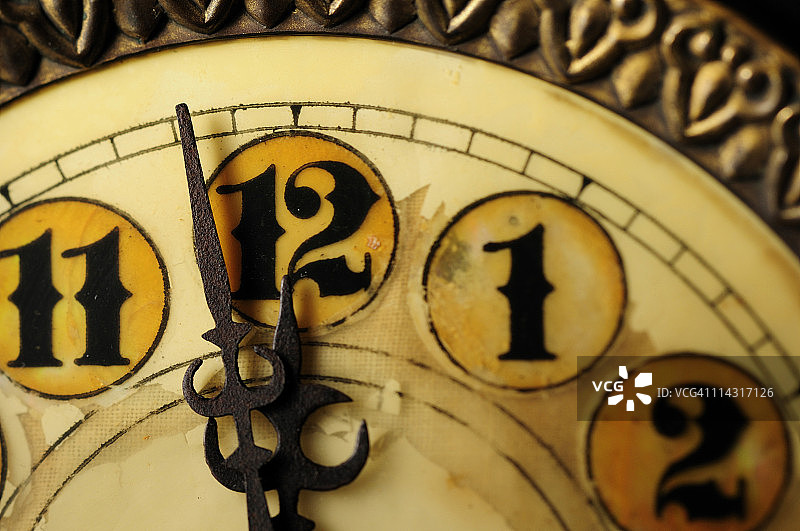 接近午夜图片素材