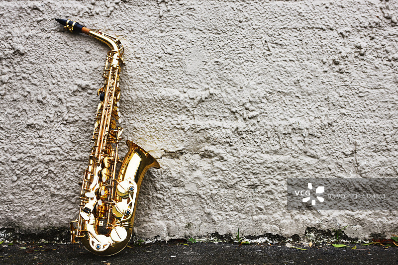 中音萨克斯管图片素材