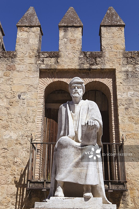 穆斯林哲学家阿威罗伊雕像图片素材