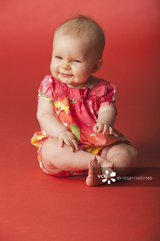 女婴在笑图片素材