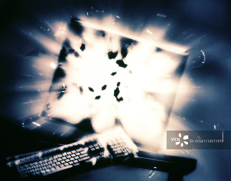 爆炸的电脑图片素材