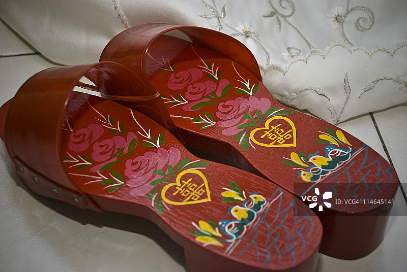 中式婚礼木屐图片素材