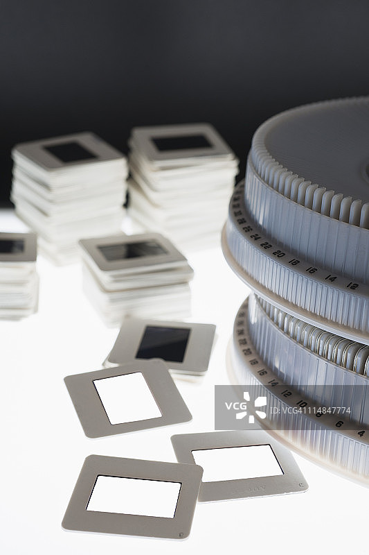 幻灯片和圆形幻灯片托盘特写图片素材