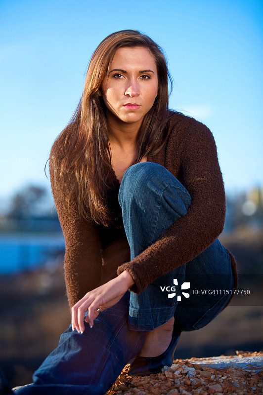 年轻的少女肖像图片素材