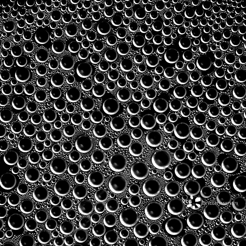 塑料上凝结的水珠特写图片素材