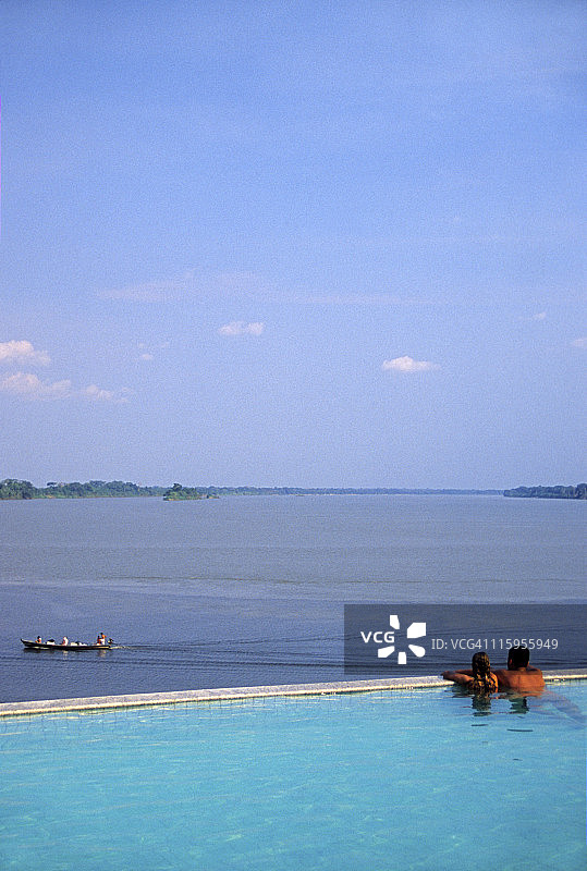 亚马逊情侣图片素材