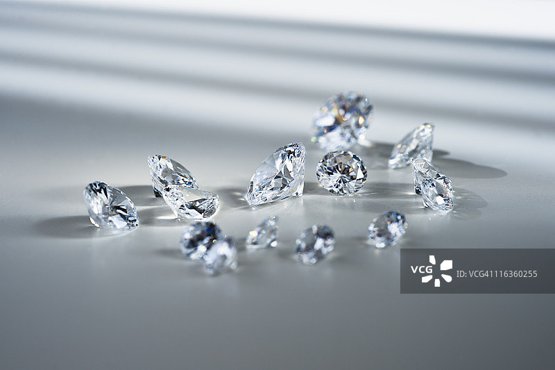 影棚拍摄：钻石图片素材