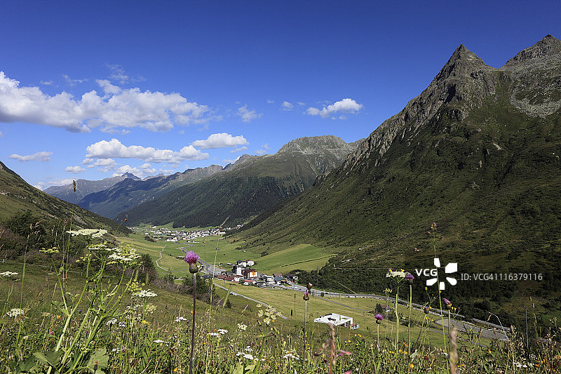 奥地利蒂罗尔州帕兹瑙恩塔尔帕兹瑙恩山谷景观图片素材