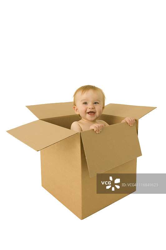 宝宝从纸箱里出来图片素材