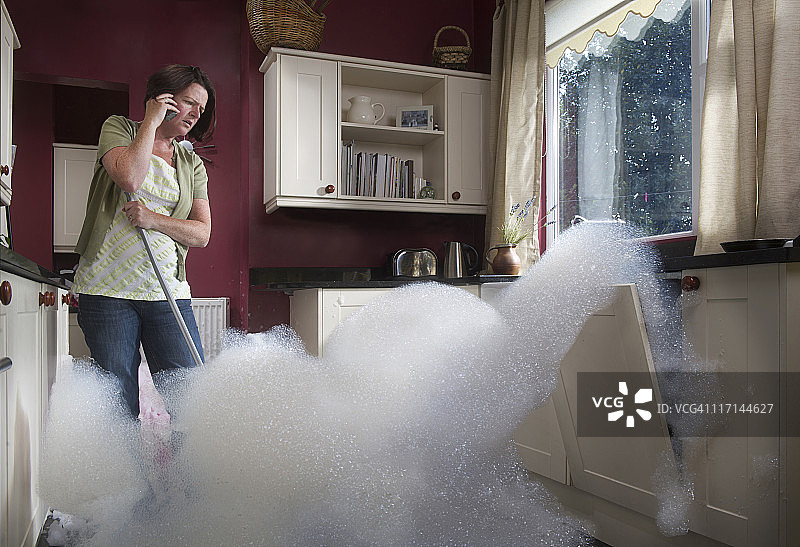 厨房水灾图片素材