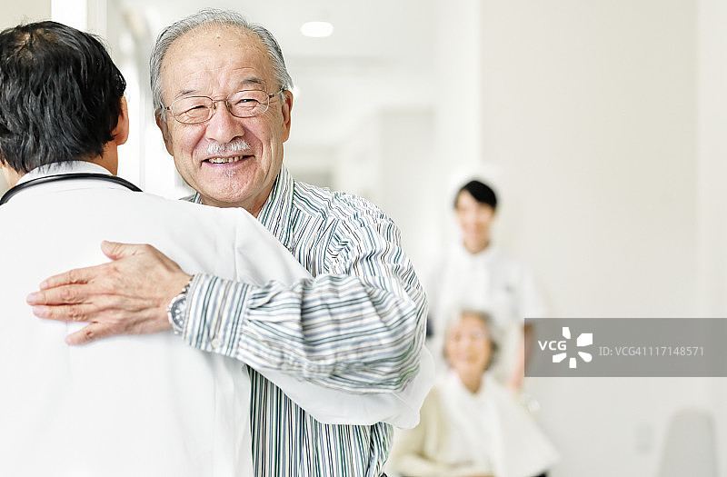 病人感谢医生图片素材