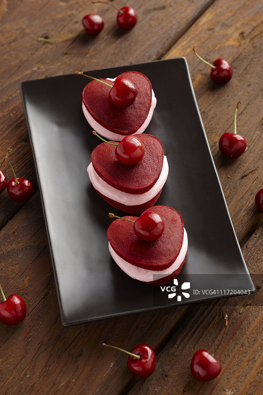 盘子里的夹心馅饼图片素材