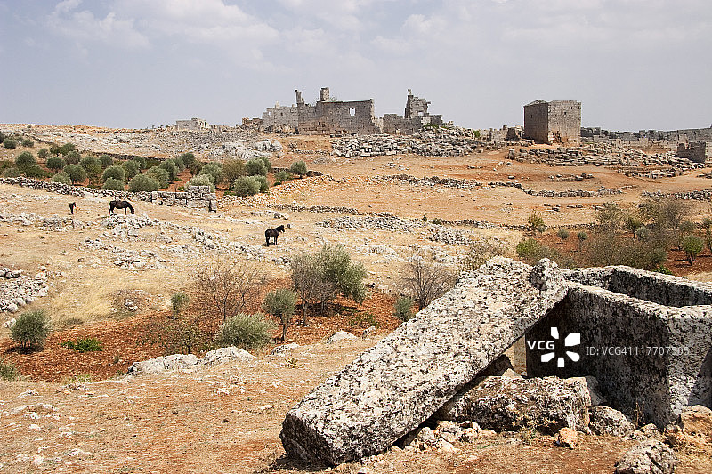 叙利亚伊德利卜附近的“死城”遗址图片素材