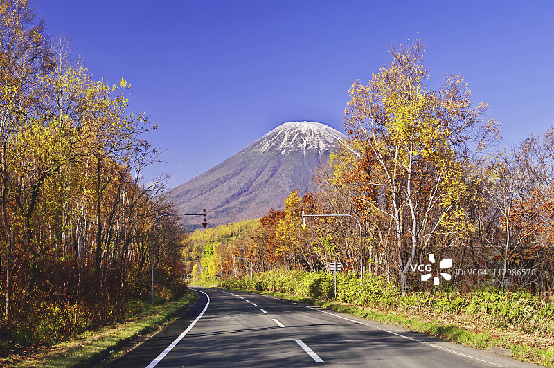羊蹄山秋季景色图片素材