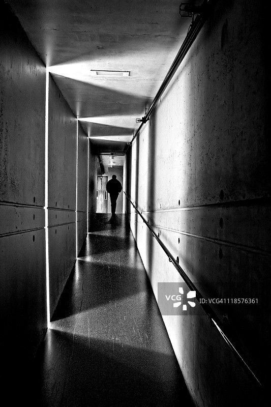 明暗对比图片素材