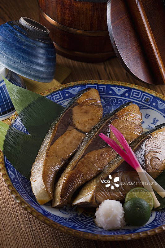 照烧鰤鱼图片素材