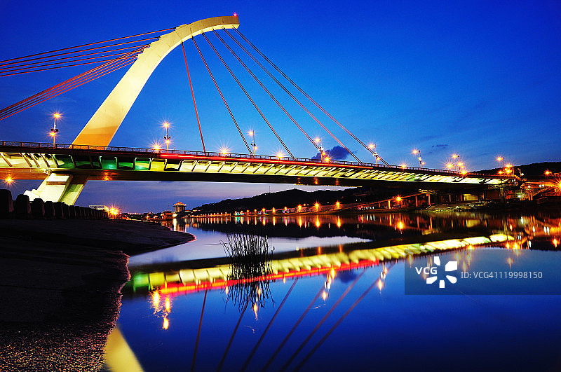 魔法时刻的大直桥景色图片素材